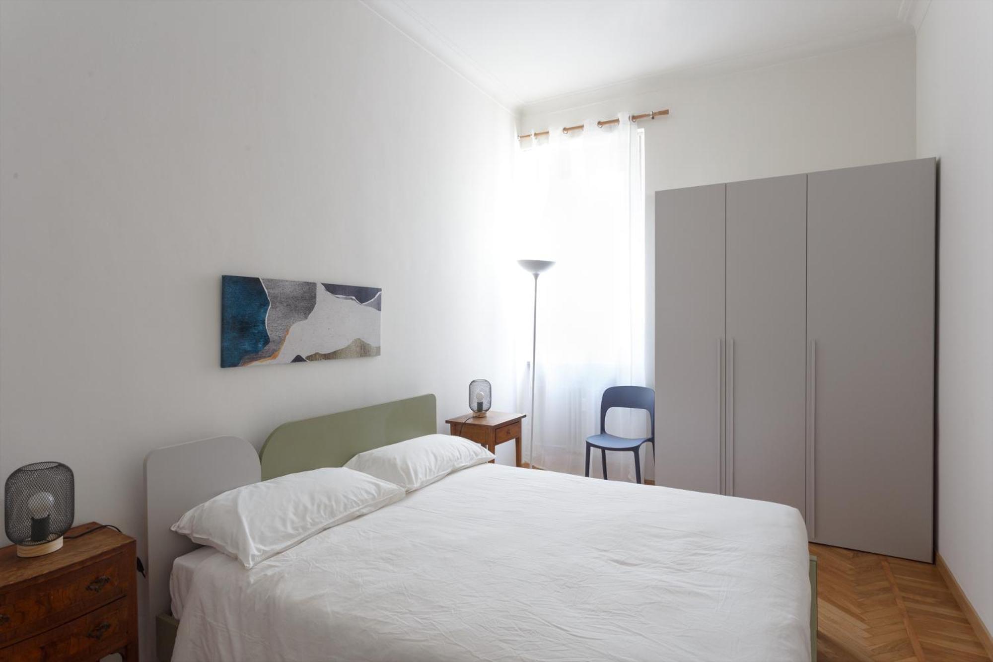 Renovated 3 Bedroom Apartment In The City Center Торино Екстериор снимка