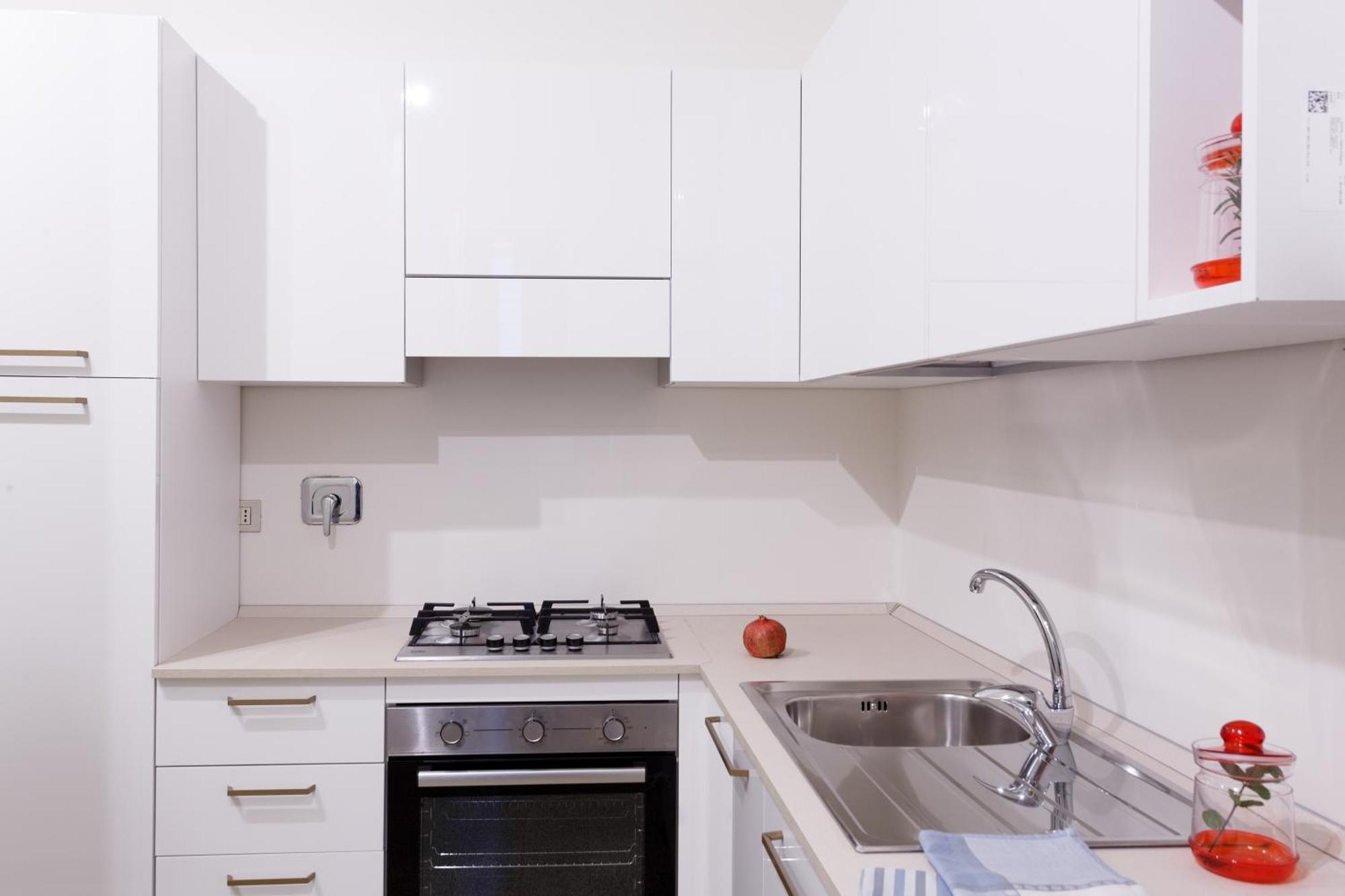 Renovated 3 Bedroom Apartment In The City Center Торино Екстериор снимка
